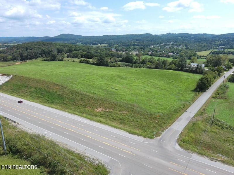 0 Cross Valley Rd, Lafollette, TN 37766