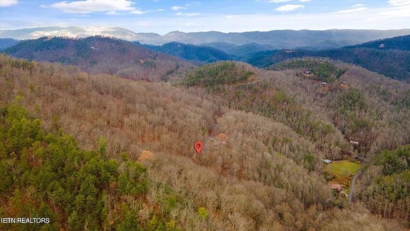 0 Deep Spring Ln, Sevierville, TN 37862