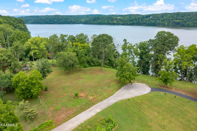 0 Deer Ln, Kingston, TN 37763