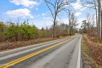 0 Deer Lodge Hwy, Deer Lodge, TN 37726