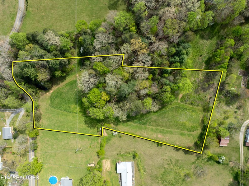 0 Dry Valley Rd, Townsend, TN 37882