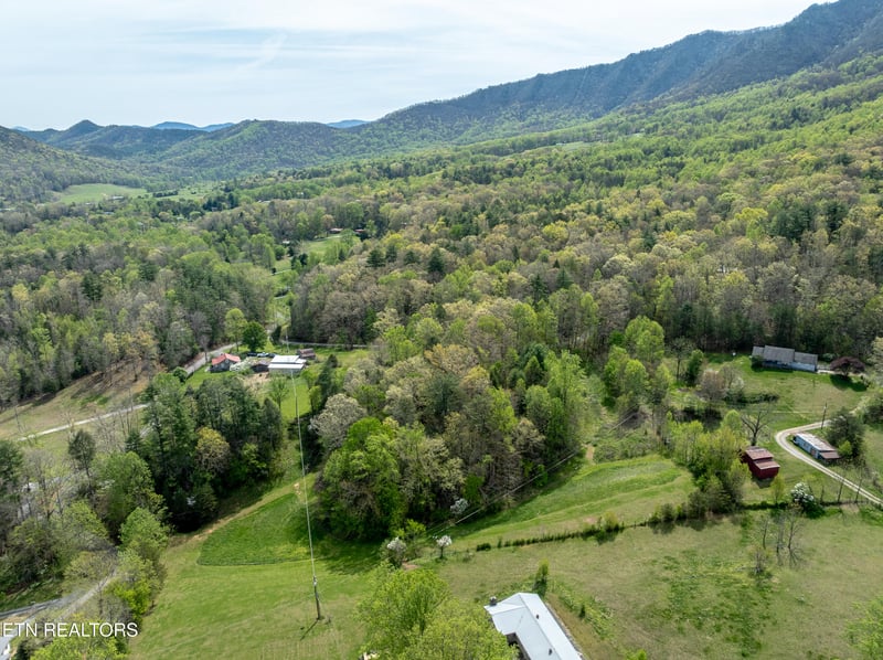 0 Dry Valley Rd, Townsend, TN 37882