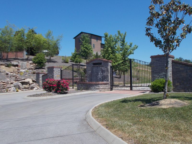 0 Emerald Point Blvd, Sevierville, TN 37876