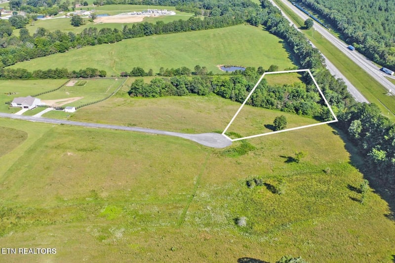 0 Estate Ln, Crab Orchard, TN 37723