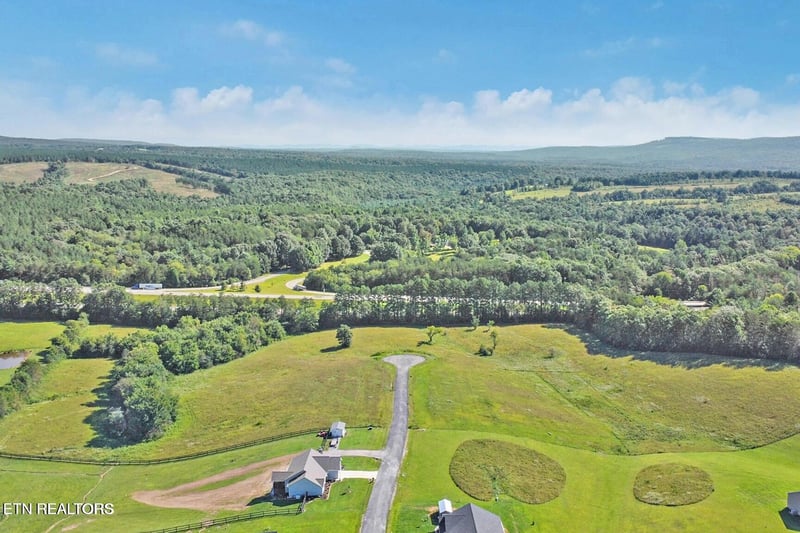 0 Estate Ln, Crab Orchard, TN 37723