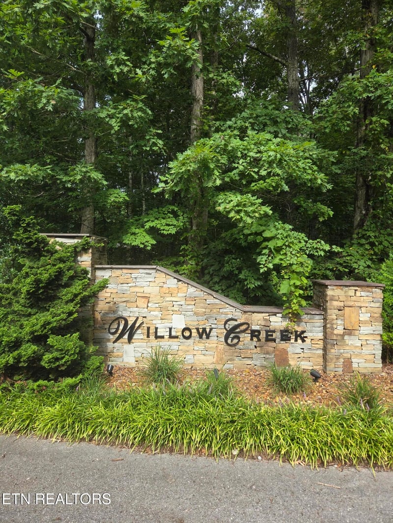 0 Frost Creek Dr, Crossville, TN 38571