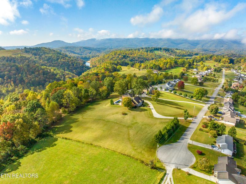 0 Gail Ln, Jacksboro, TN 37757
