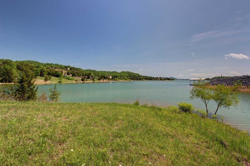 0 Harbor Point Dr, Sevierville, TN 37876