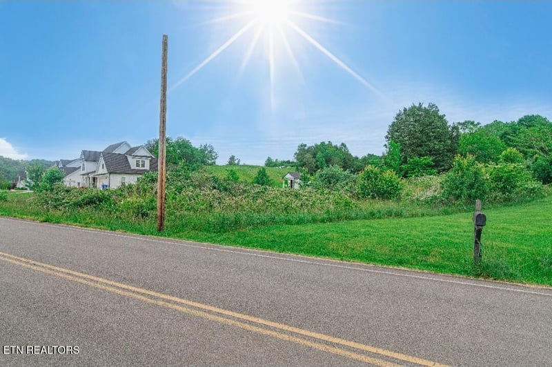 0 Harbour Dr, Clinton, TN 37716