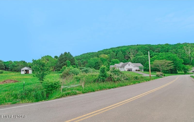 0 Harbour Dr, Clinton, TN 37716