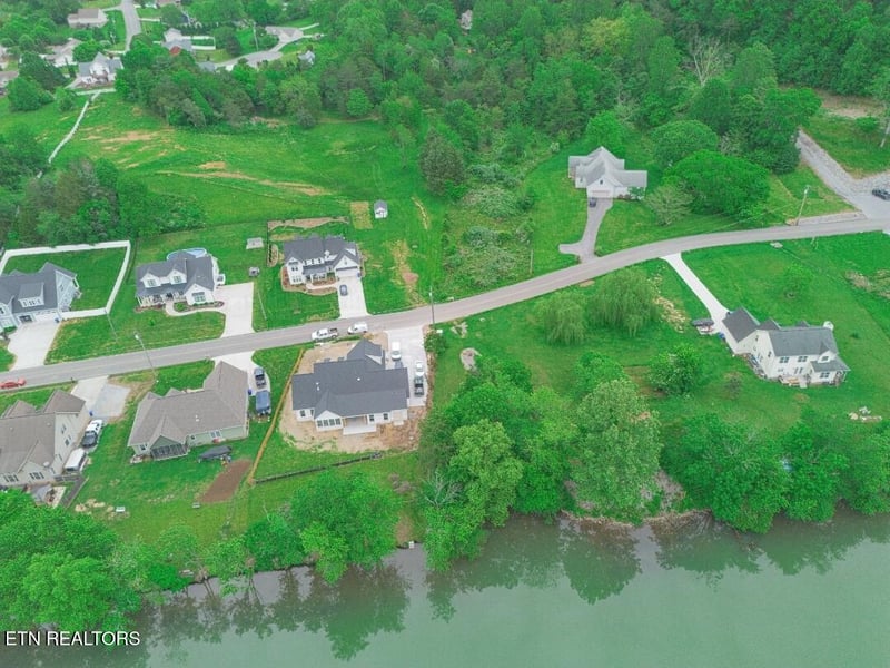0 Harbour Dr, Clinton, TN 37716