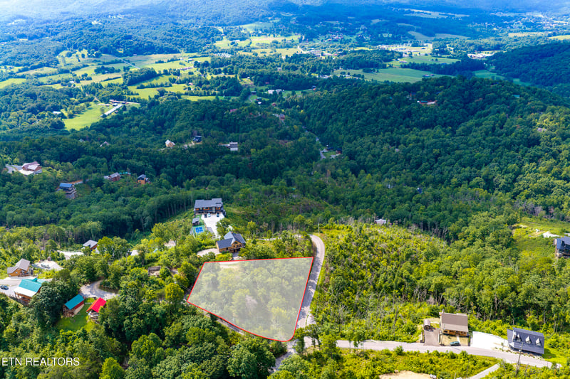 0 Hatcher Mountain Rd, Sevierville, TN 37862