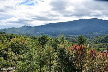 0 Hatcher Mtn Rd, Sevierville, TN 37862