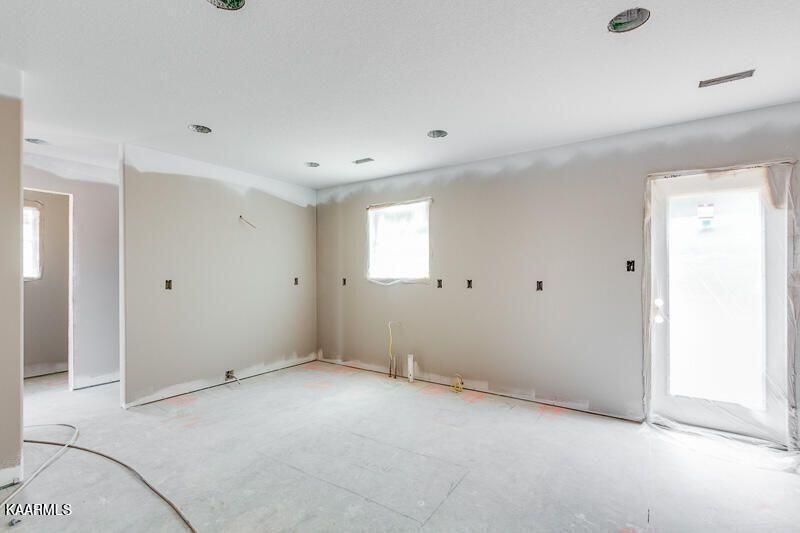 0 Hemlock Crest Ln, Powell, TN 37849