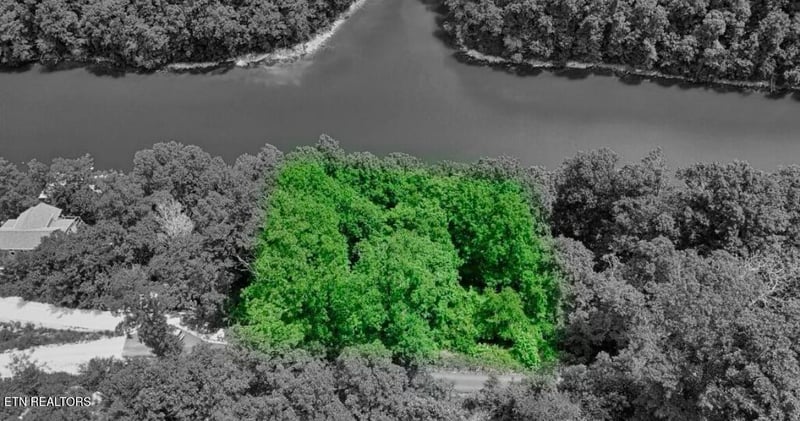0 Hiawatha Ln, Caryville, TN 37714