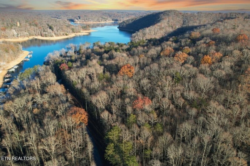 0 Hiwassee View Lot 106+107 Dr, Jacksboro, TN 37757