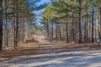 0 Huffman Rd, Sunbright, TN 37872