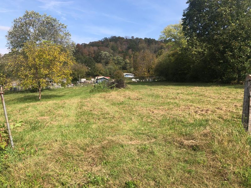 0 Ivey St, Jellico, TN 37762