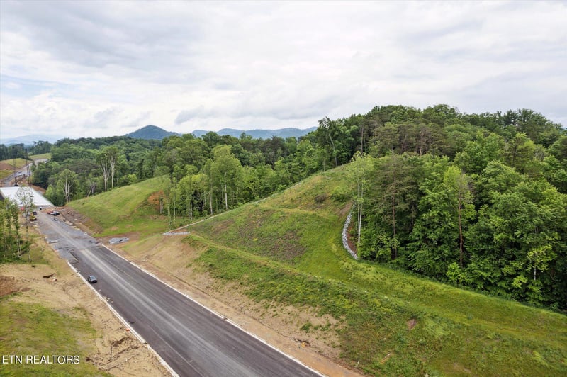 0 Jake Thomas Rd Blvd, Pigeon Forge, TN 37863