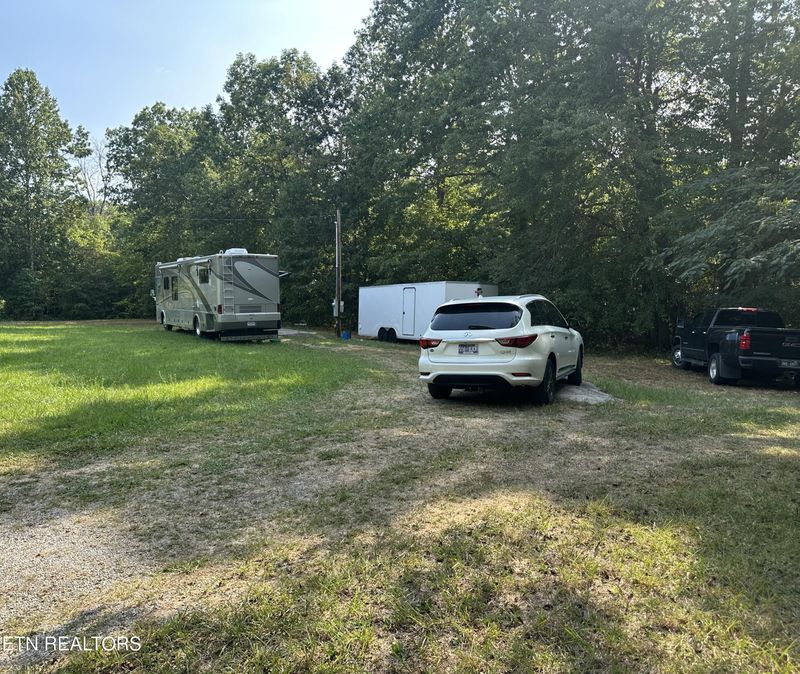 0 John Cox Rd, Deer Lodge, TN 37726