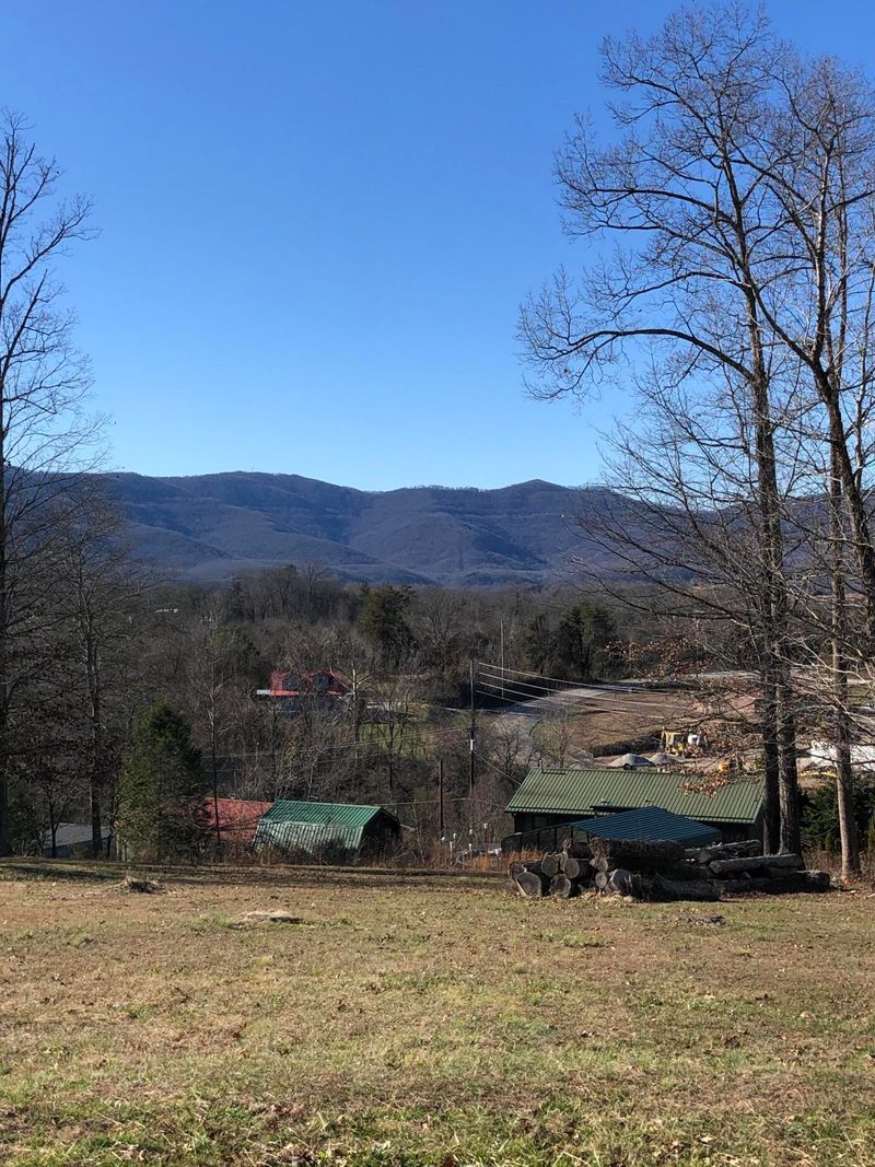 0 Kay Springs Cir, Caryville, TN 37714