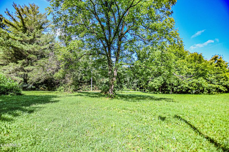 0 King Ln, Lafollette, TN 37766