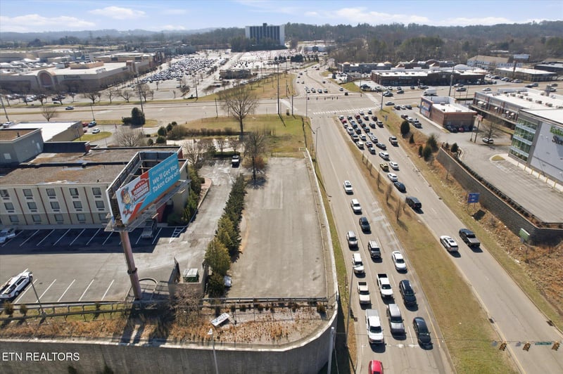 0 Kingston Pike, Knoxville, TN 37919