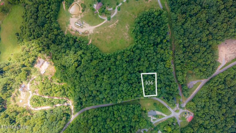 0 Lake Dr Ln, Lafollette, TN 37766