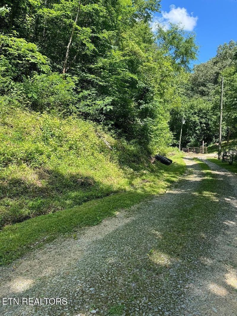 0 Larix Dr, Sevierville, TN 37864