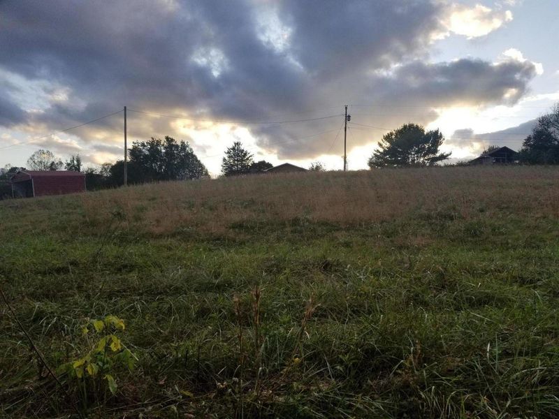 0 Larue Ln, Lafollette, TN 37766