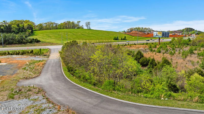 0 Lot 3r 2 Winfield Dunn Pkwy, Kodak, TN 37764