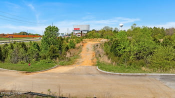 0 Lot 3r 2 Winfield Dunn Pkwy, Kodak, TN 37764