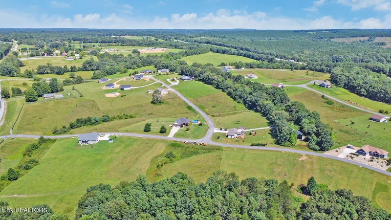 0 Lot 8 Estate Loop Tr, Crossville, TN 38555