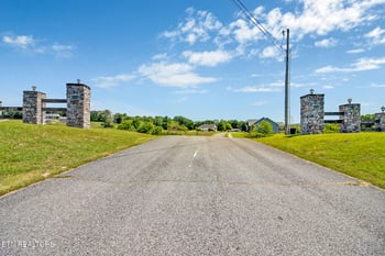 0 Lot 8 Estate Loop Tr, Crossville, TN 38555