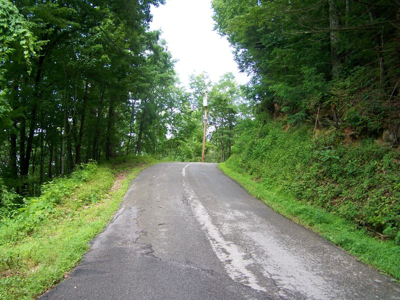 0 Luzerne Ct, Gatlinburg, TN 37738