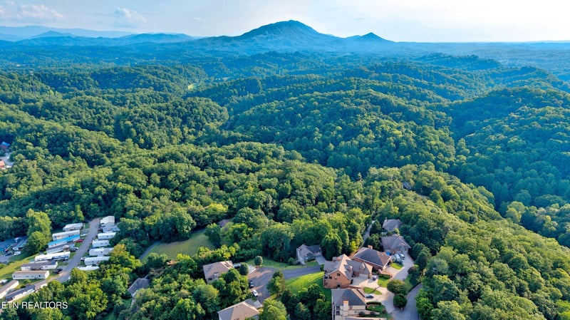 0 Maggie Mack Ln, Sevierville, TN 37862