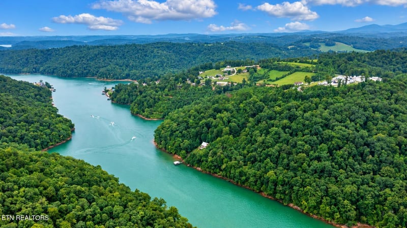 0 Mariner Point Rd, Lafollette, TN 37766