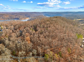 0 Mountain Lake Dr, Rocky Top, TN 37769