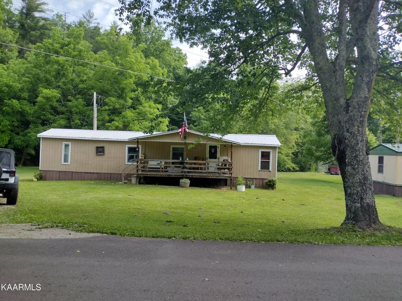 0 N Side Cherry St, Sunbright, TN 37872