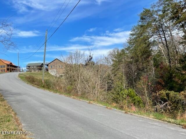 0 Oak Lake Dr, Sevierville, TN 37876