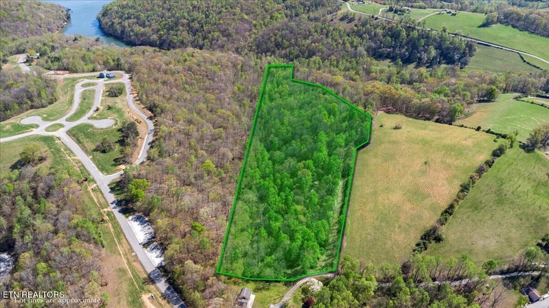 0 Old Glory Ln, Lafollette, TN 37766