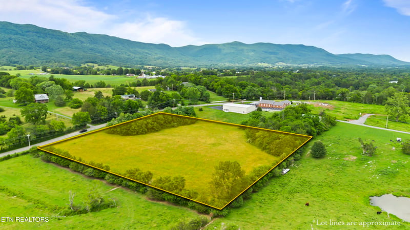 0 Old Middlesboro Hwy, Lafollette, TN 37766