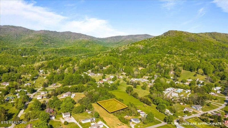 0 Park Rd, Caryville, TN 37714