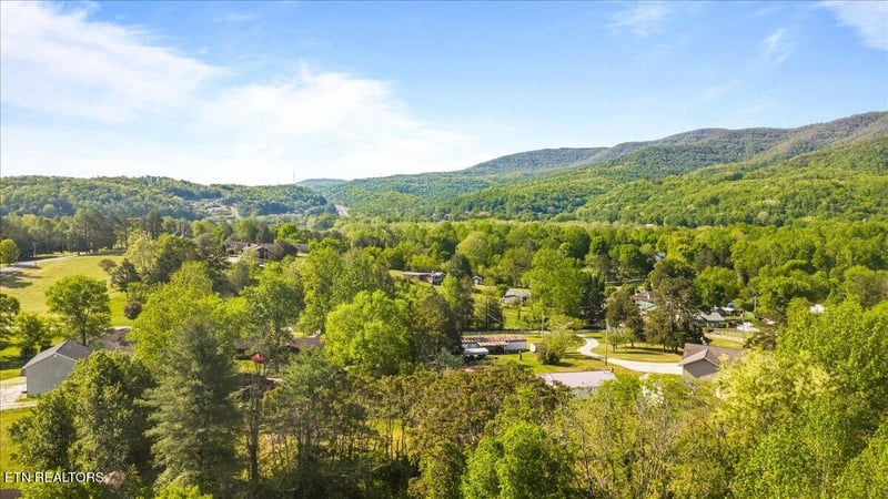 0 Park Rd, Caryville, TN 37714