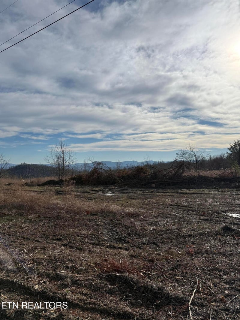 0 Pine Mountain Rd, Jellico, TN 37762