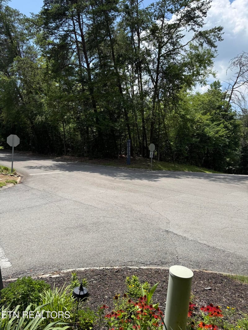 0 Point Harbour Dr, Lenoir City, TN 37772