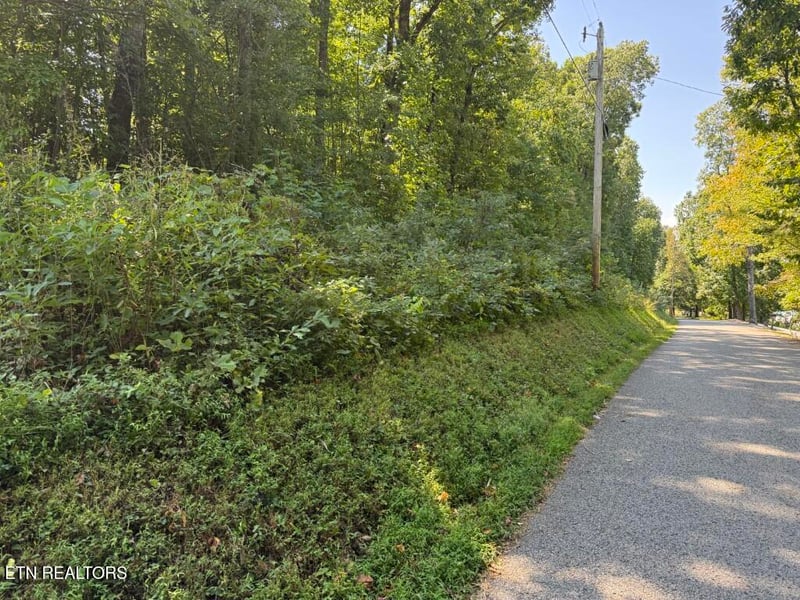 0 Powder Mill Ln, Lafollette, TN 37766