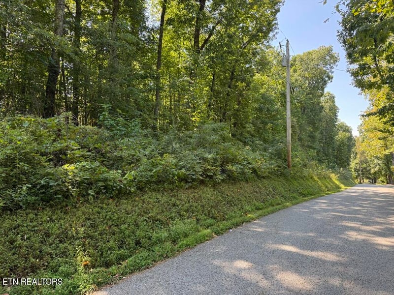 0 Powder Mill Ln, Lafollette, TN 37766