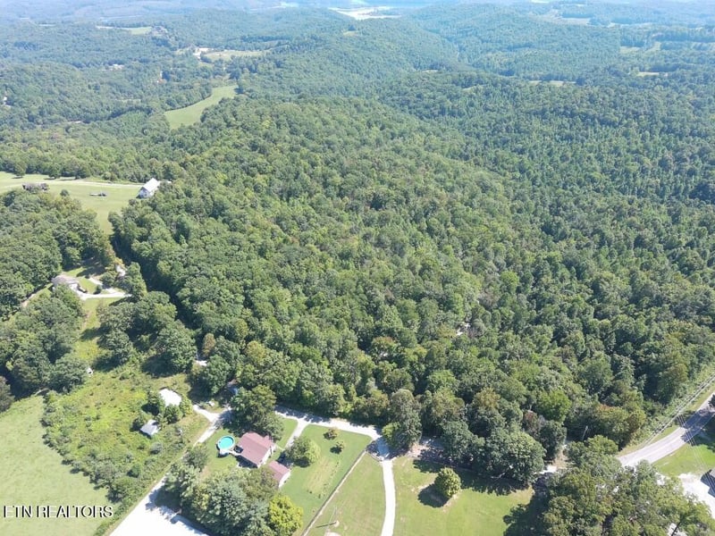 0 Powder Mill Ln, Lafollette, TN 37766