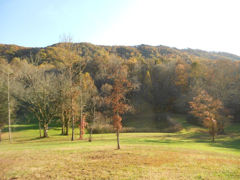 0 Round Barn Rd, Powder Springs, TN 37848